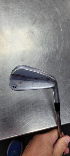 Used Taylormade P 790 FORGED Mens Individual Iron RH 4 Iron 11497-S000153963