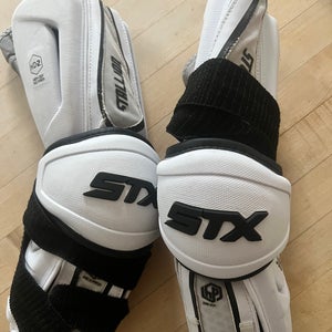 Medium Adult STX Stallion 500 Arm Pads (Used)
