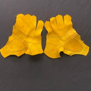 Custom Pro Stock Return 14” Bauer Pro Series 4 Roll Yellow Mustang Leather Palms Pair