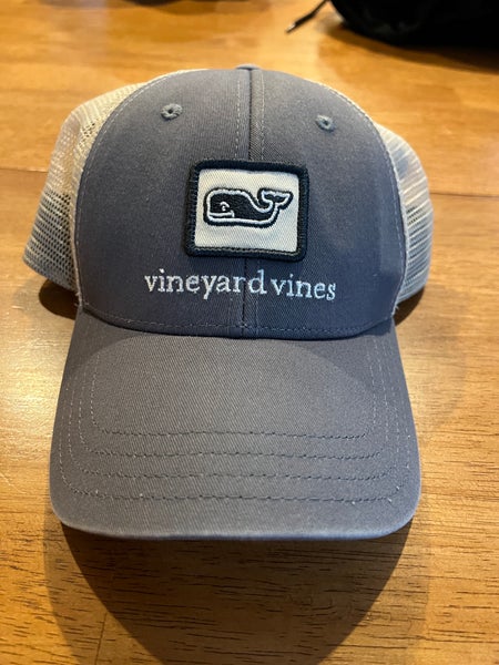 Vineyard Vines adjustable hat