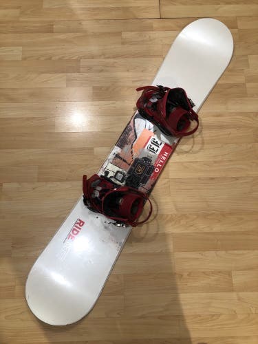 2002 Men's 157cm Ride JJ Thomas Special EditionSnowboard | Ride Bindings (Used)
