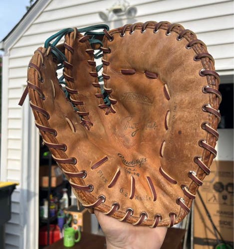 Rawlings Trapper VINTAGE RH First Base Baseball Glove (Used)