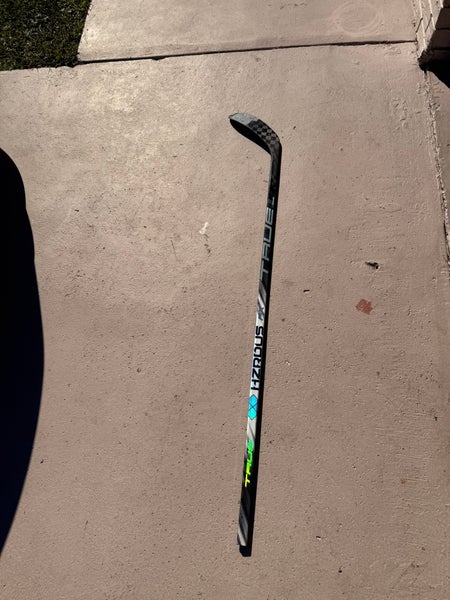Senior True HZRDUS PX Right Handed Hockey Stick P28M 70 Flex Pro Stock (New)