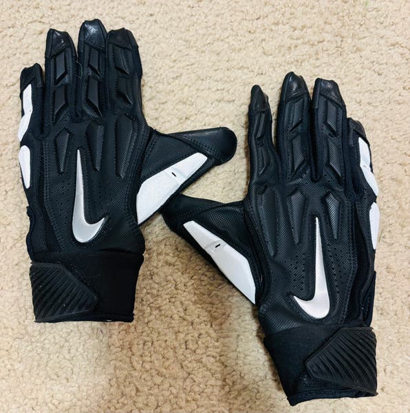 Nike Youth D-Tack 6.0 Lineman Gloves Sz.YS | SidelineSwap | Buy
