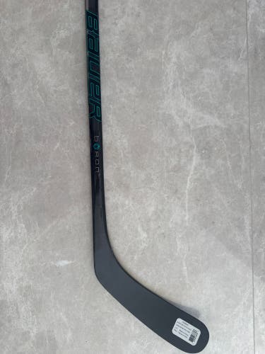 Intermediate Bauer Twitch Left Hand Hockey Stick P92 50 Flex (New)