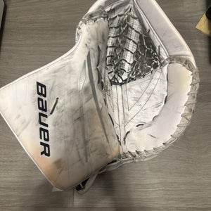 2023 Bauer Vapor Hyperlite 2 Regular (Used)