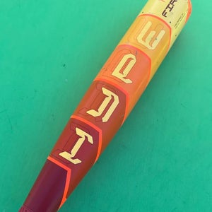 2025 Easton Hype Fire Bat USSSA Certified (-8) 23 oz 31"