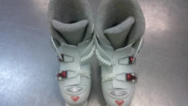 Used Roxy HEARTS Girls DH Ski Boot White 225 MP - J04.5 - W5.5 11339-S000196600