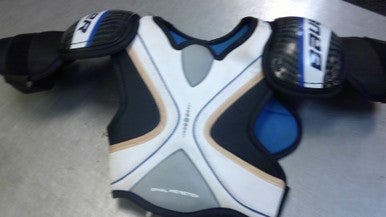 Used Bauer ONE 15 Junior Shoulder Pads SM 11339-S000196479