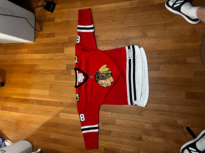 Youth L/XL Patrick Kane jersey