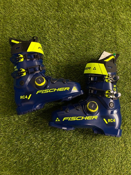 Mondo 27 & 27.5 Men's Fischer RC4 120 MV BOA VAC GW Ski Boots Stiff Flex (New)