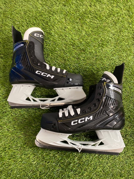 Senior CCM Tacks 550 Hockey Skates Regular Width 8 (New)