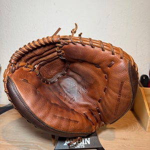 Nike Diamond Ready RH Catcher's Baseball Glove 33.5" (Used)