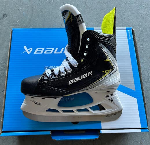2025 Bauer Vapor Shift Pro Hockey Skates D Width Size 3 (New)