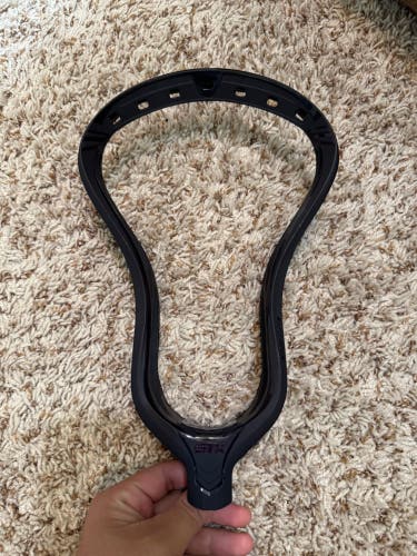 STX Stallion 1K Unstrung Head (New)