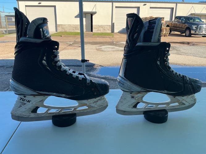 Bauer Vapor HyperLite Pro Stock Size 7.5 Hockey Skates 99234