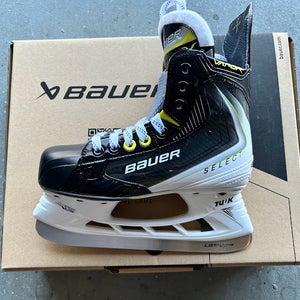2025 Bauer Vapor Select Hockey Skates Size 3D (New)