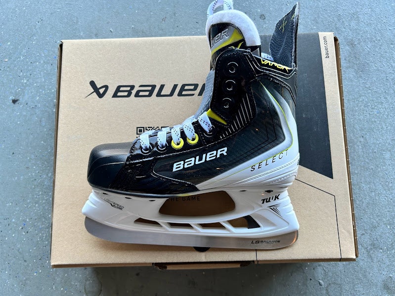 2025 Bauer Vapor Select Hockey Skates Size 3 D
