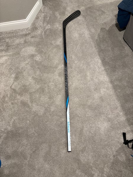 Senior Bauer Team Nexus Right Handed Hockey Stick P90TM 87 Flex (New)