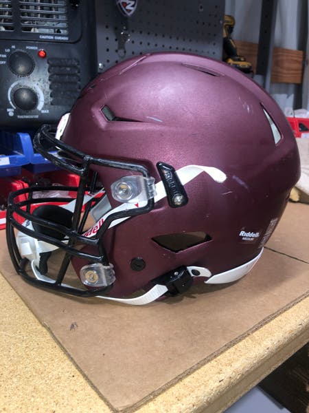 flat maroon football helmets Schutt F7 2.0 Adult Helmet The New Mexico State Aggies Anodized Maroon Riddell Speed Mini Helmet is made for the true Aggies fan New Mexico State Aggies Riddell