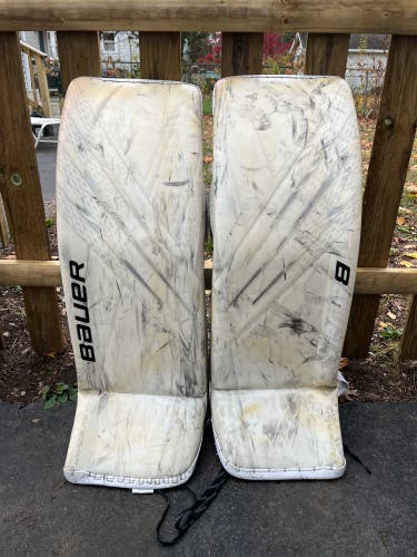 Bauer Vapor Hyperlite Large Goalie Leg Pads (Used)