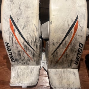 Medium Bauer Vapor Hyperlite Goalie Leg Pads (Used) Broke size 34+