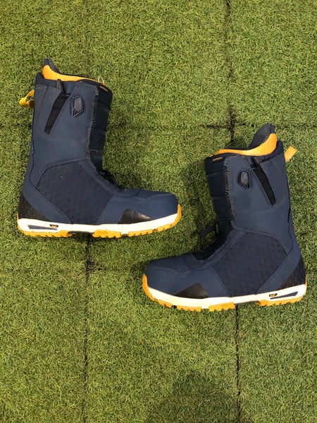 Men's Size M 10.0 (W 11.0) Burton Imperial Snowboard Boots (Used)