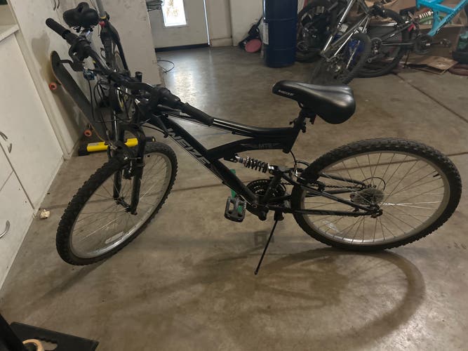 Unisex 2024 MTB Mountain Bike M (Like New)