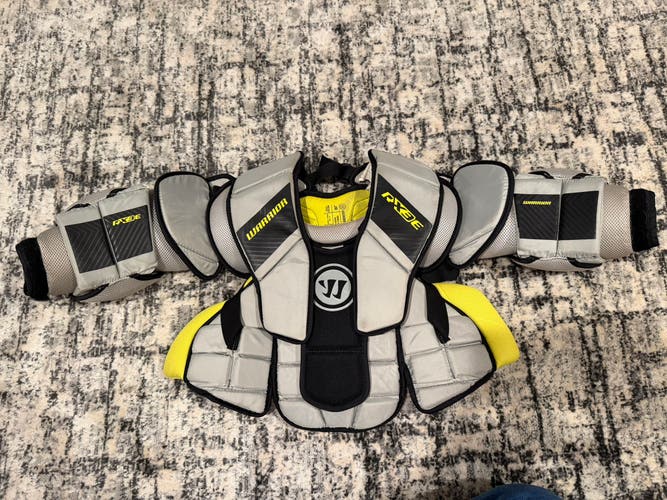Warrior Ritual X3E Goalie Chest Protector (Used) | Junior Small / Medium