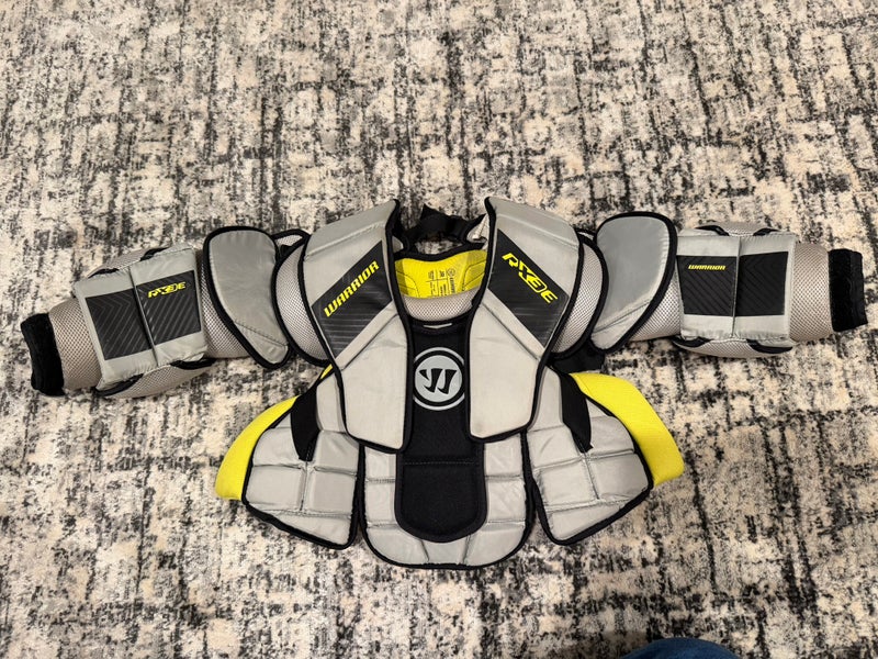 Warrior Ritual X3E Goalie Chest Protector (Used) | Junior Small / Medium