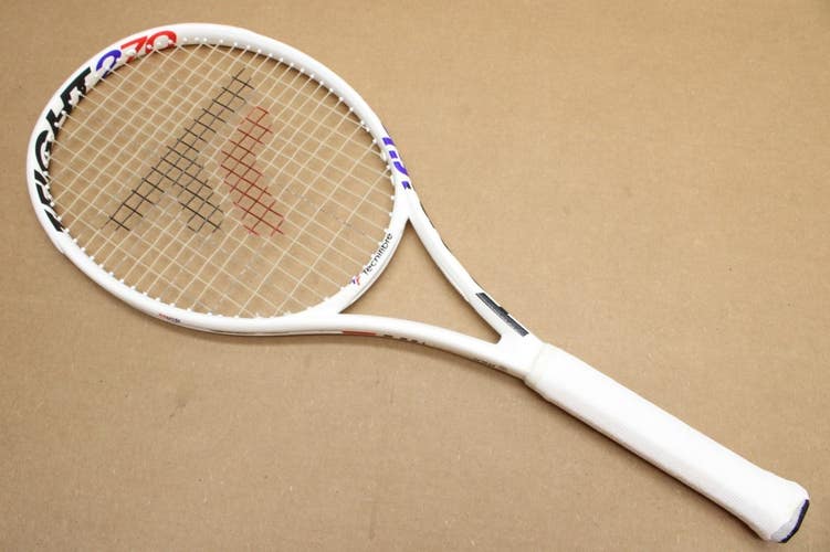 2023 TECNIFIBRE TFIGHT ISO 270 TENNIS RACQUET (4 1/4) AUTHORIZED DEALER DEMO