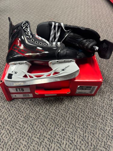 CCM Jetspeed FT8 Hockey Skates 9 (New)