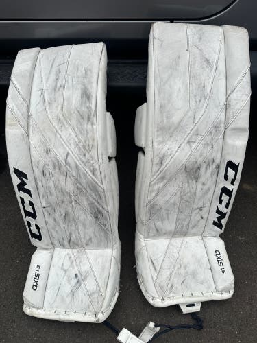 28" CCM Axis 1.5 Goalie Leg Pads (Used)