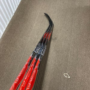 Senior Bauer Vapor FlyLite Right Handed Hockey Stick P92 77 Flex (New)