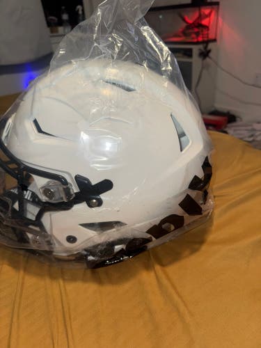 Adult Large Riddell SpeedFlex Helmet (New)