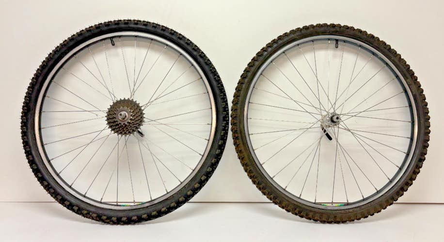 Vintage Araya RM-20 7-Spd 32-Spoke Black Aluminum Wheelset Suntour Hubs +Tires