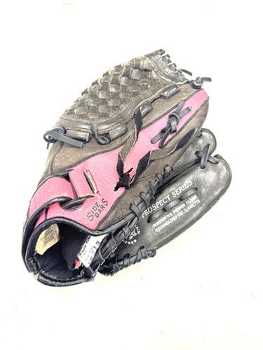 Used Mizuno FINCH RH Throw Fastpitch Gloves Black 11 1/2" 11860-S000301287