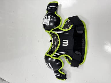 Used WinnWell NXT Youth Shoulder Pads MD 11860-S000301432