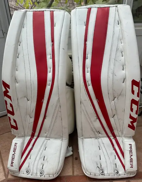 CCM  33+2 Premier Pro Hockey Goalie Leg Pads