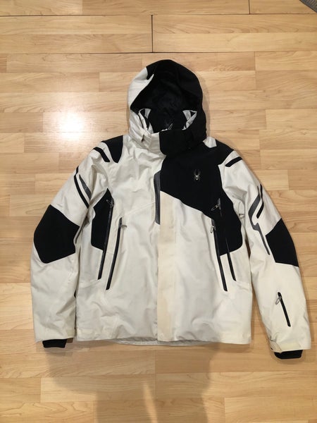 White Men's XL Spyder Jacket (Used)