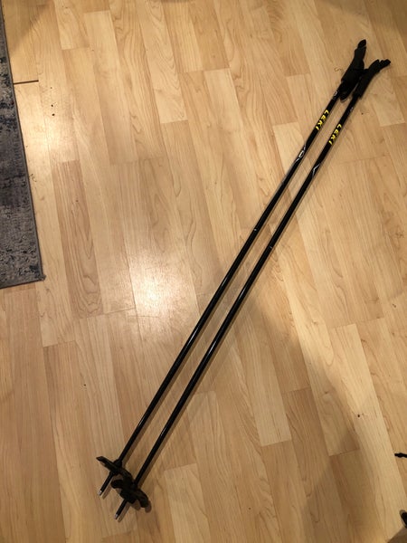 56in (140cm) Leki All Mountain Ski Poles (Used)