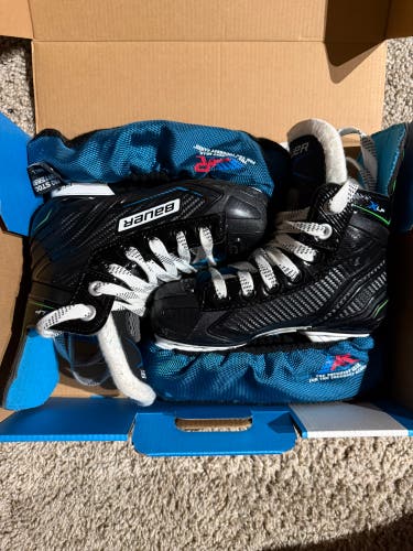 Bauer XLP Hockey Skates Regular Width 11 (Used)