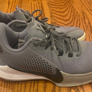 Nike Kobe Mamba Fury Cool Grey/White Mens US Size 6