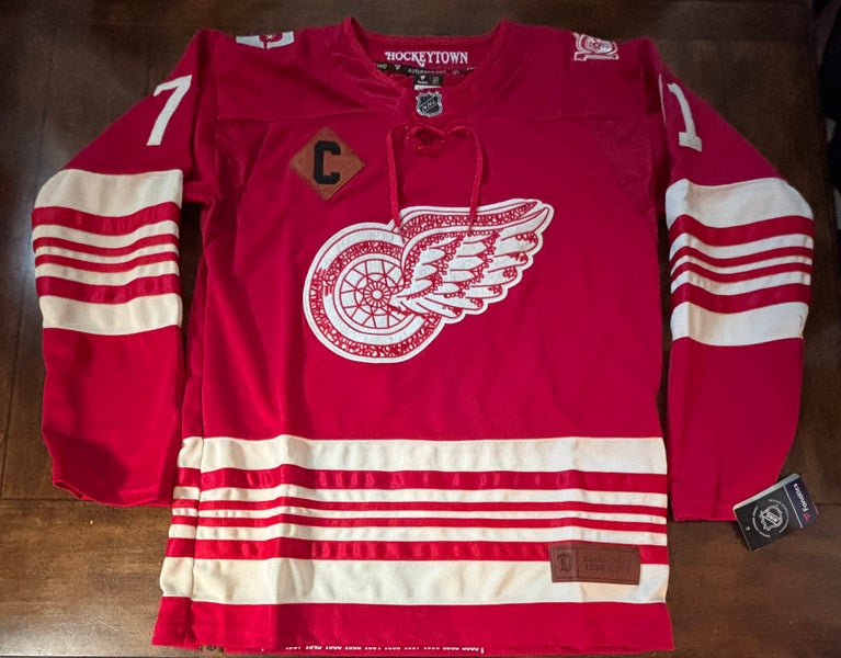 Detroit Red Wings Dylan Larkin #71 100 Year Centennial Jersey Adult Medium (50)