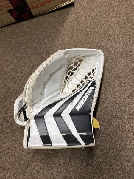 YTH VAUGH SLR2 FULL RIGHT GOALIE GLOVE