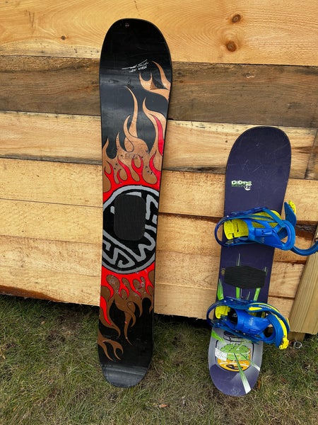 2 used Snowboards