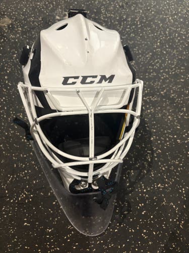Senior Large 2022 CCM Axis Pro Goalie Mask (Used)