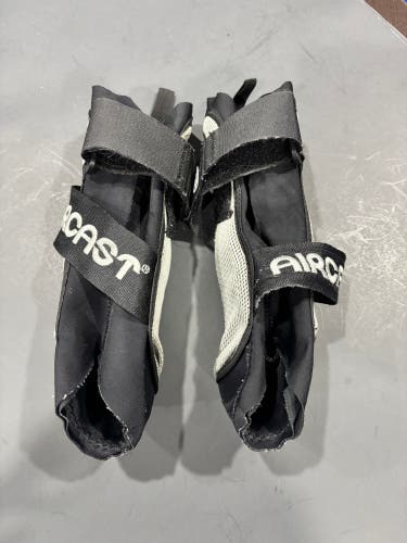 (Used) Aircast A60 Ankle Support Brace