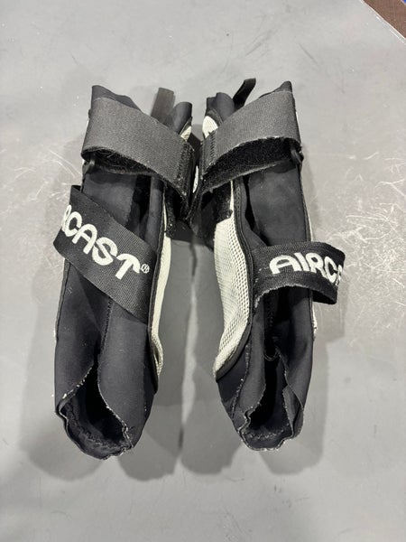 (Used) Aircast A60 Ankle Support Brace