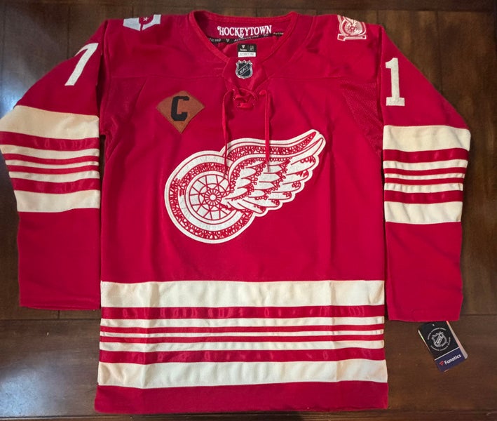 Detroit Red Wings Dylan Larkin #71 100 Year Centennial Jersey Adult Medium (50)